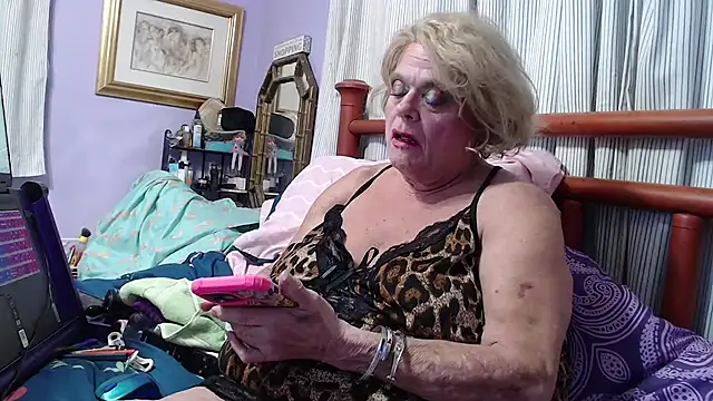 BigClitMelody online show from January 6, 2025, 3:42 am