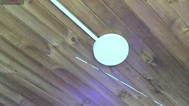 natasha logan  online show from October 7, 2025, 6:10 am