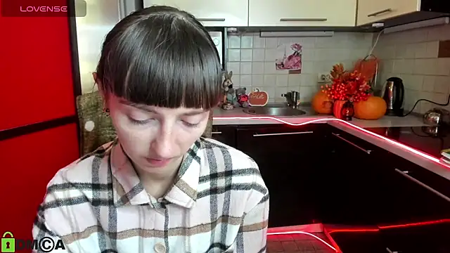 TayanaJons online show from October 24, 2025, 6:54 am