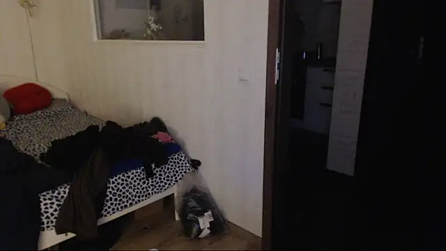 amanda kiss kiss online show from December 14, 2024, 4:20 pm