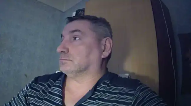 Snapshot of GYurmoka70 chatting on January 4, 2025, 9:20 pm GYurmoka70 online show from January 4, 2025, 9:20 pm