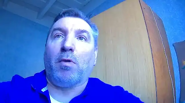 Snapshot of GYurmoka70 chatting on January 12, 2025, 11:07 am GYurmoka70 online show from January 12, 2025, 11:07 am