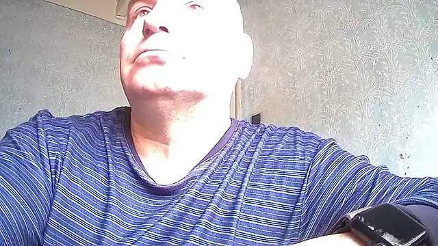 Snapshot of GYurmoka70 chatting on February 6, 2026, 9:34 am GYurmoka70 online show from February 6, 2026, 9:34 am