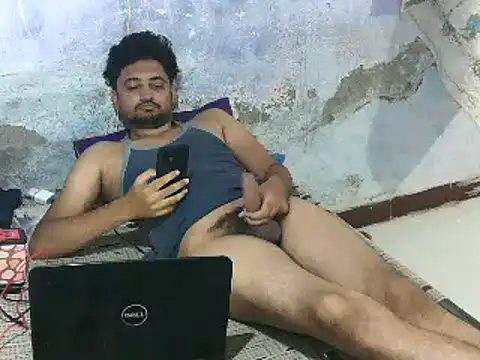 Snapshot of Rocobodymassager chatting on May 30, 2026, 2:52 am Rocobodymassager online show from May 30, 2026, 2:52 am