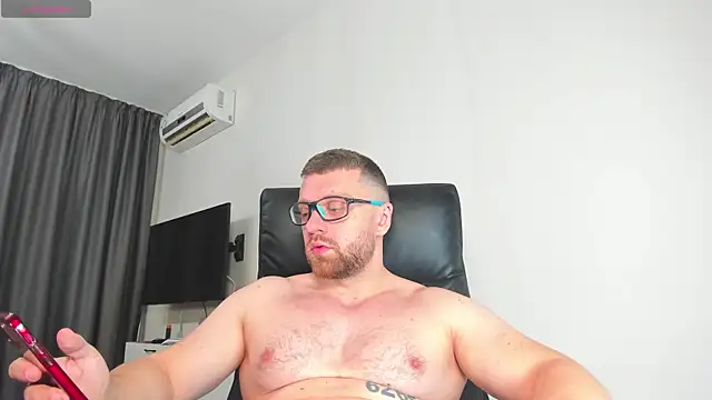 Findom guy online show from December 13, 2025, 7:53 pm