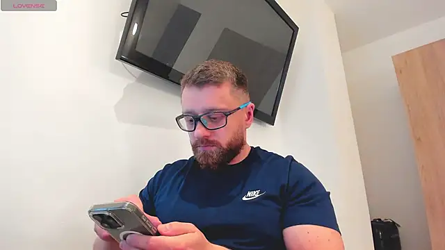 Findom guy online show from February 19, 2026, 11:34 pm