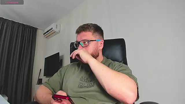 Findom guy online show from March 12, 2026, 6:08 am