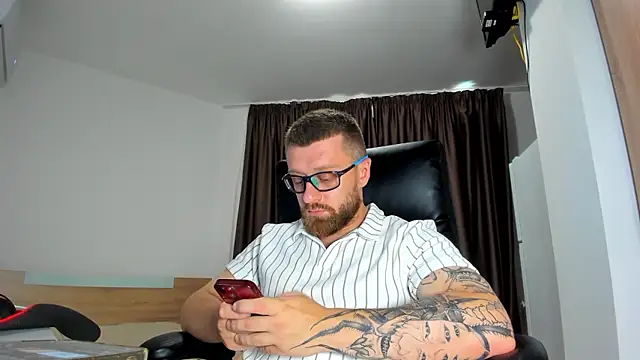 Findom guy online show from July 14, 2026, 3:18 pm