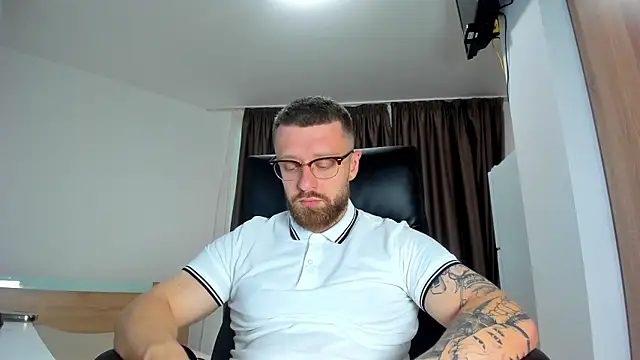 Findom guy online show from July 20, 2026, 4:31 pm