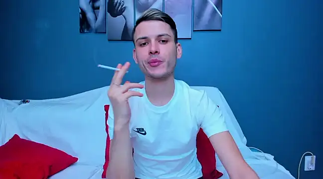 andboyfor6 online show from February 5, 2025, 4:47 pm