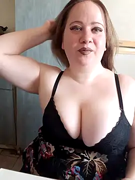 D Marinna online show from March 4, 2025, 11:19 am