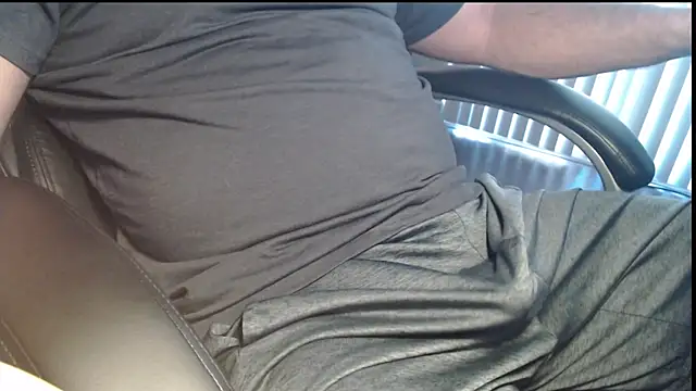 Snapshot of jdcfnmhard chatting on March 7, 2025, 2:12 pm jdcfnmhard online show from March 7, 2025, 2:12 pm