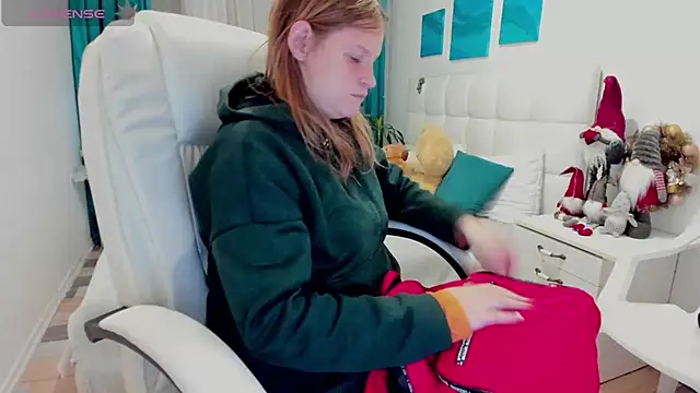 Kathlyn  Heath online show from January 12, 2025, 8:14 pm