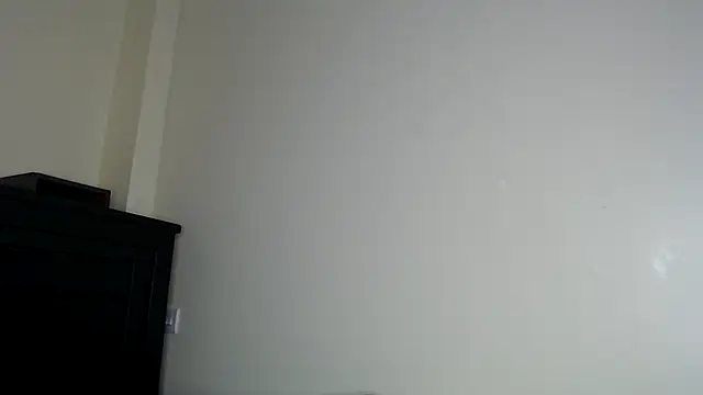 NIKKIE LOVE online show from March 27, 2026, 8:20 am