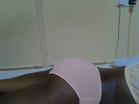 Melia0 online show from March 6, 2026, 8:33 am