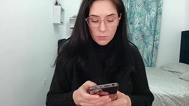 Lilith  D online show from January 8, 2025, 1:41 pm