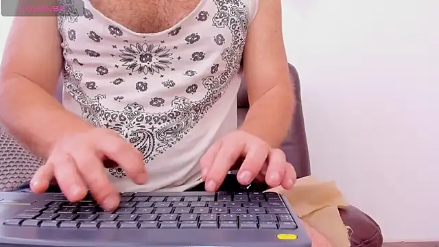 michacosio online show from December 21, 2025, 5:42 pm