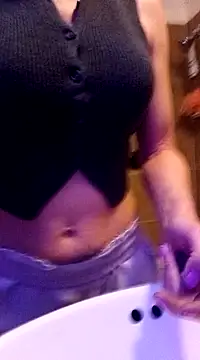 cammyquart online show from December 22, 2024, 5:34 am