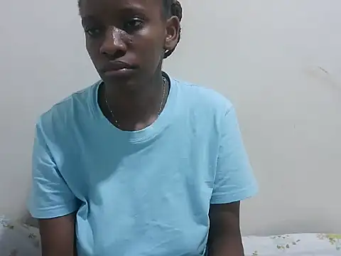 prettybeee online show from February 9, 2026, 11:42 pm