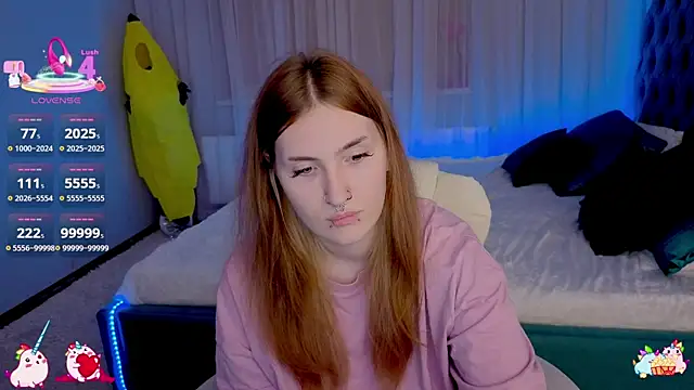  Chlo  e online show from October 10, 2025, 12:31 am