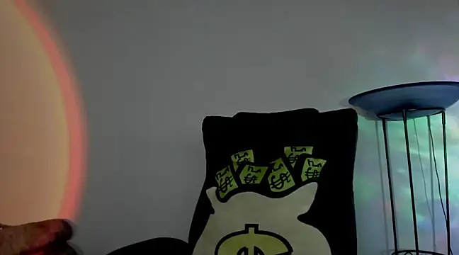 Mila  Paramo online show from December 14, 2024, 3:15 pm