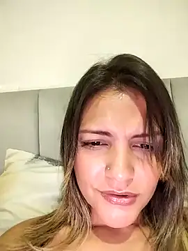 Mia Hampton online show from February 6, 2025, 1:38 am