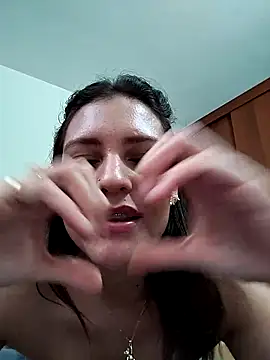 Mia Hampton online show from March 2, 2025, 10:27 pm