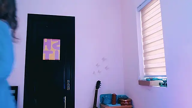 Cosmo Riri online show from March 12, 2026, 8:31 am