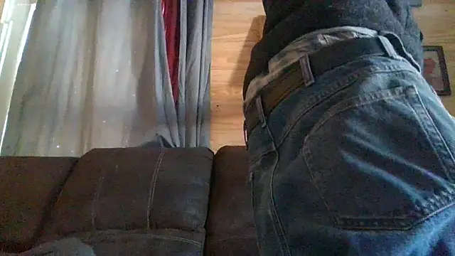 Snapshot of KBONE36 chatting on February 19, 2025, 7:05 pm KBONE36 online show from February 19, 2025, 7:05 pm