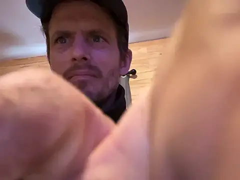 Snapshot of KBONE36 chatting on March 12, 2025, 6:44 pm KBONE36 online show from March 12, 2025, 6:44 pm