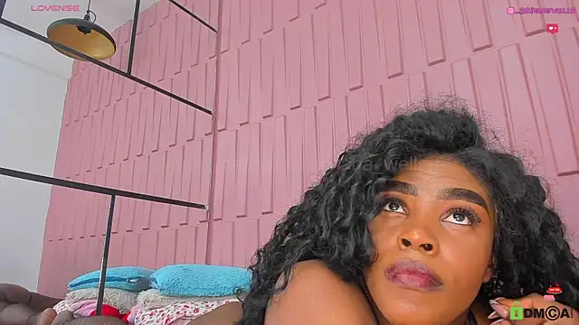 Briana Wells  online show from March 5, 2025, 4:35 pm