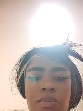 Briana Wells  online show from February 9, 2026, 4:05 am