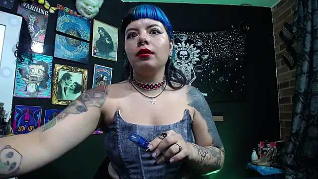 Yourmadame P online show from February 5, 2025, 11:06 pm