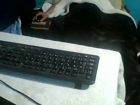 malekon76 online show from September 25, 2025, 7:12 am