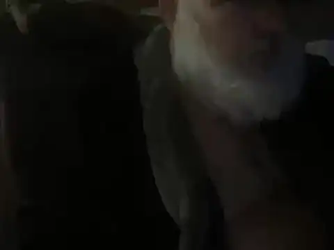 Snapshot of 44jon44 chatting on December 21, 2024, 11:22 am 44jon44 online show from December 21, 2024, 11:22 am