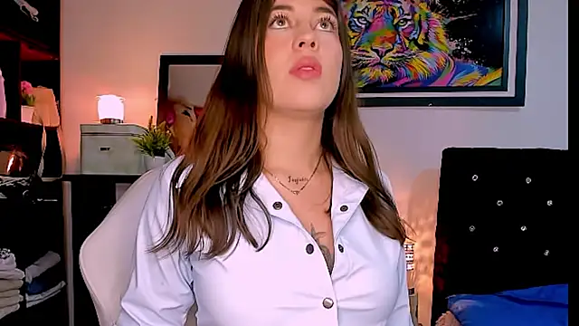 zoe kittylove online show from March 4, 2025, 5:11 am