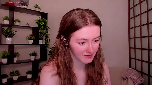 Snapshot of KateCuddle chatting on June 22, 2026, 2:24 am KateCuddle online show from June 22, 2026, 2:24 am