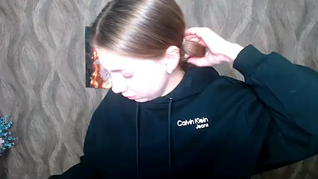 Snapshot of Sport_Tall_Doll chatting on December 26, 2024, 8:28 am Sport Tall Doll online show from December 26, 2024, 8:28 am