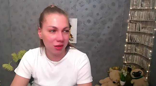 Snapshot of Sport_Tall_Doll chatting on March 21, 2025, 9:01 am Sport Tall Doll online show from March 21, 2025, 9:01 am