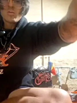 shaved online show from December 3, 2025, 6:43 am