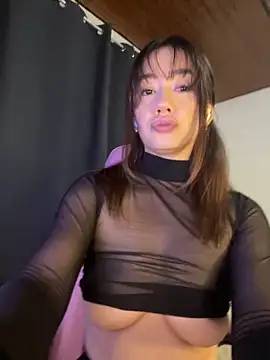 sofimendoza online show from May 14, 2026, 4:30 am