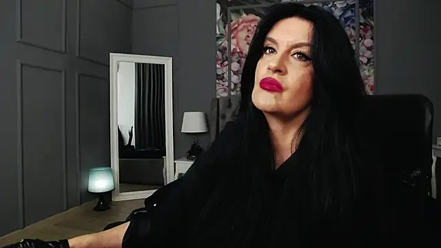 Snapshot of DomMelissaW chatting on January 24, 2025, 9:58 pm DomMelissaW online show from January 24, 2025, 9:58 pm