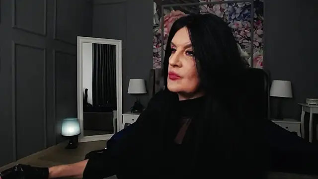 Snapshot of DomMelissaW chatting on March 19, 2025, 12:26 am DomMelissaW online show from March 19, 2025, 12:26 am