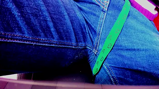 Snapshot of Persephoni chatting on February 6, 2025, 9:53 am Persephoni online show from February 6, 2025, 9:53 am