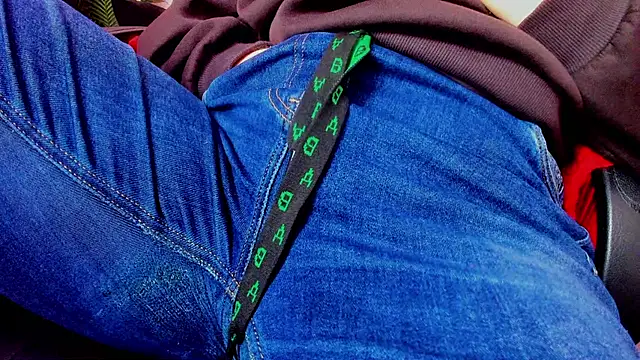 Snapshot of Persephoni chatting on March 13, 2025, 8:37 am Persephoni online show from March 13, 2025, 8:37 am