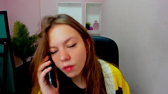 Snapshot of Persephoni chatting on September 16, 2025, 8:21 pm Persephoni online show from September 16, 2025, 8:21 pm