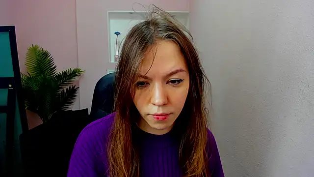 Snapshot of Persephoni chatting on October 4, 2025, 3:54 pm Persephoni online show from October 4, 2025, 3:54 pm