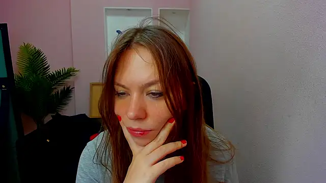 Snapshot of Persephoni chatting on October 20, 2025, 8:20 pm Persephoni online show from October 20, 2025, 8:20 pm