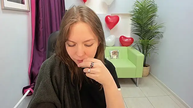 Persephoni online show from February 13, 2026, 11:56 pm