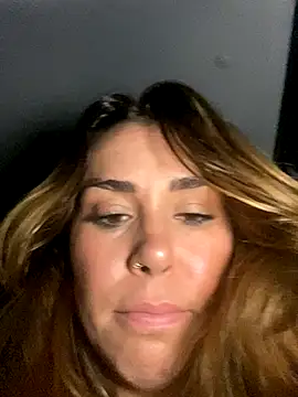 LeaGambit   online show from November 13, 2025, 1:15 am